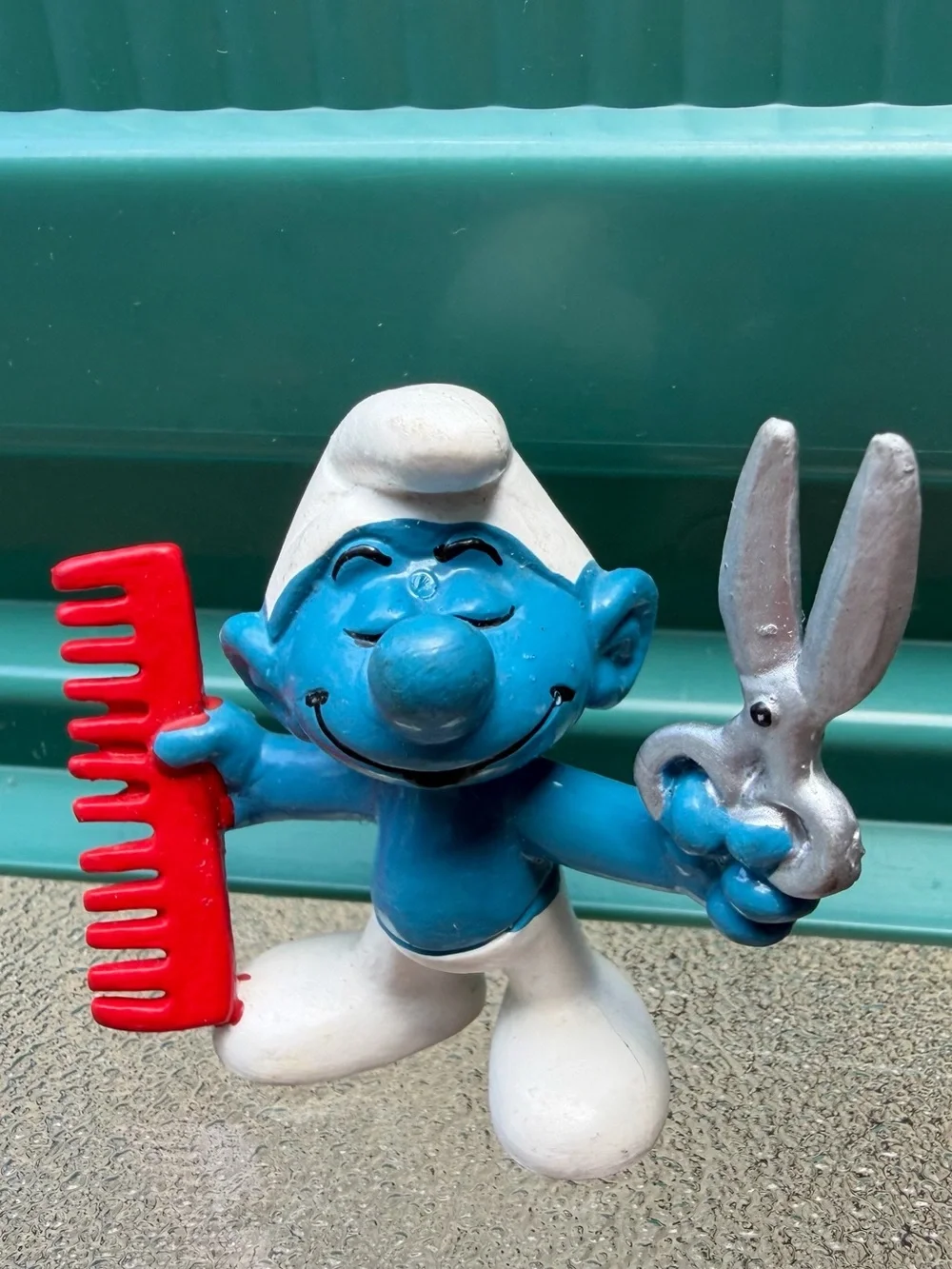 Vintage 20110 Hairdresser Smurf Barber Comb PEYO Schleich PVC Figurine 1979
